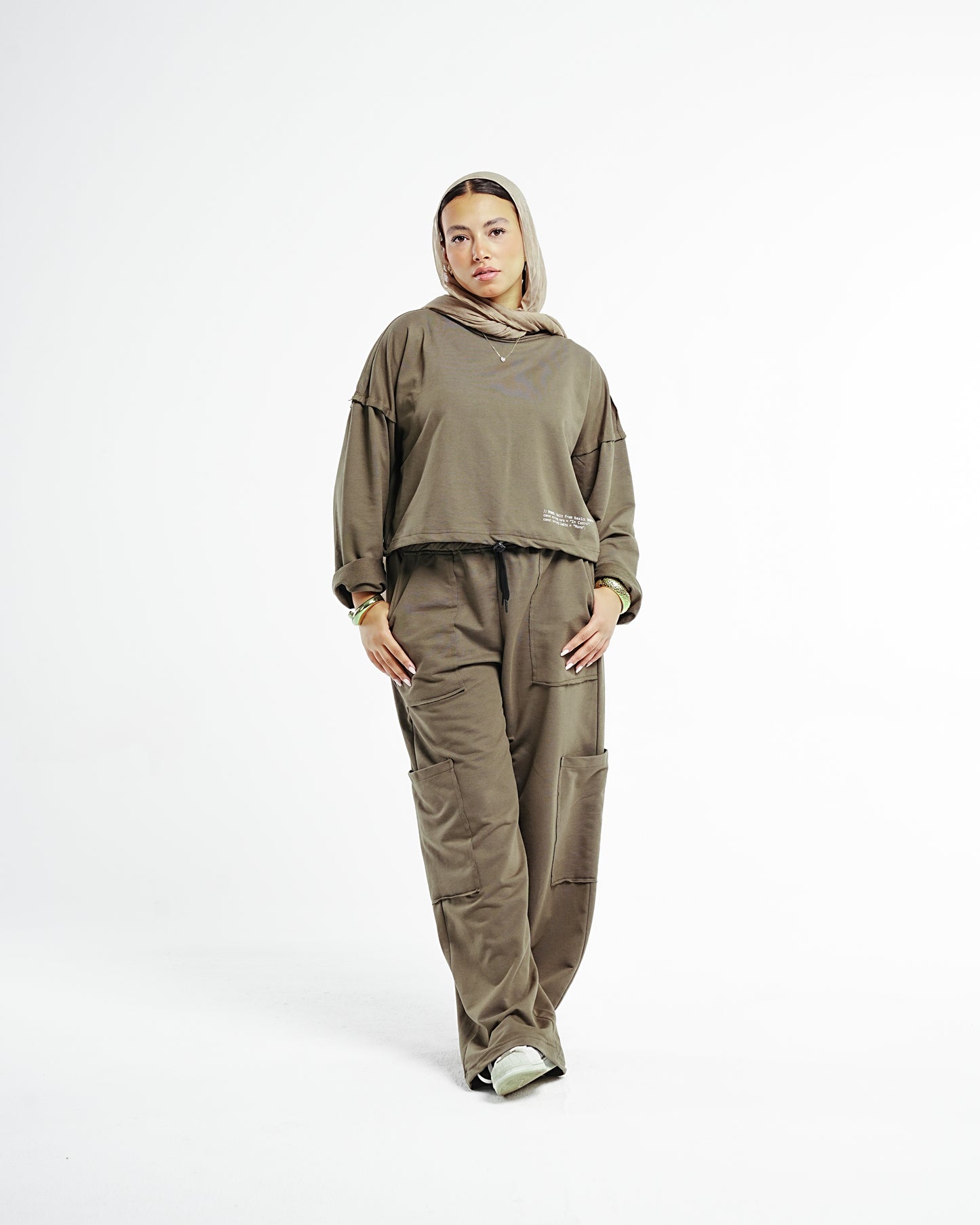 Olive Cropped Set (Tshirt & Pants)
