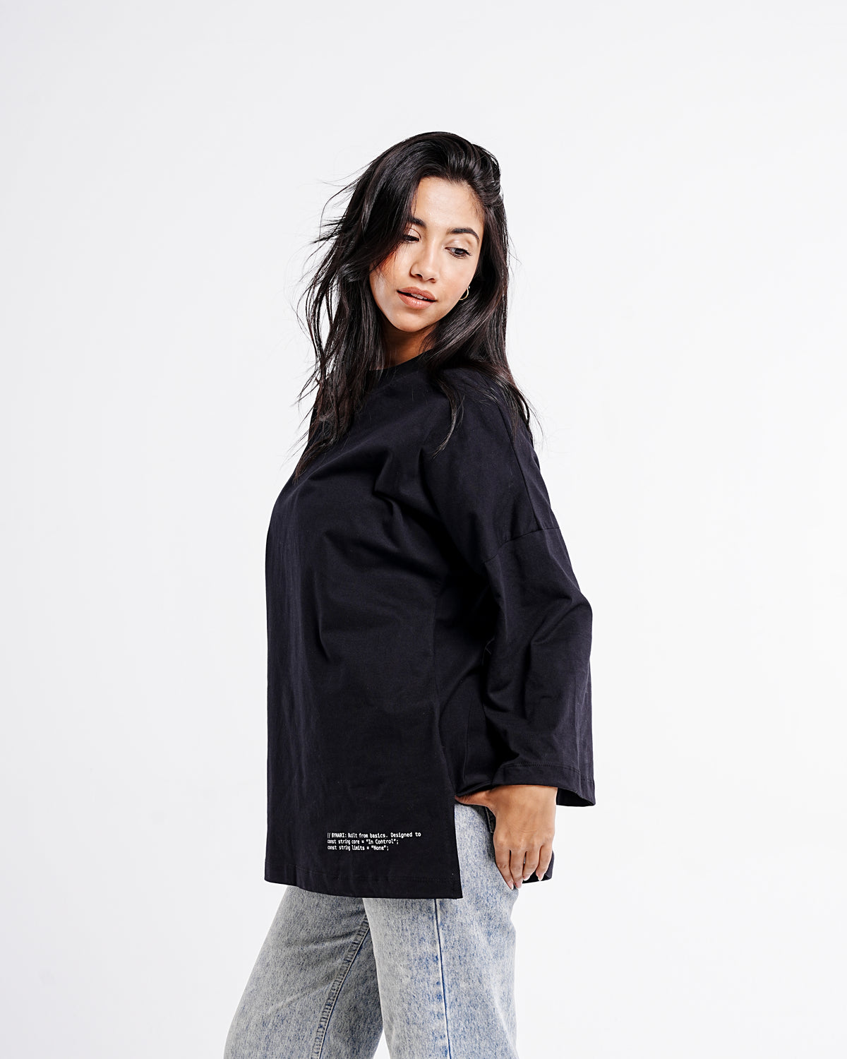 Relaxed Oversized Tee — Black